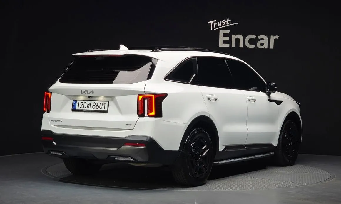Kia Sorento — фото 3