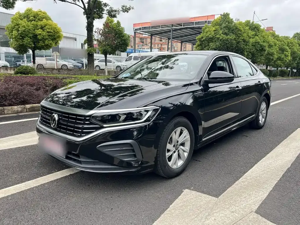 Volkswagen Passat — фото 4