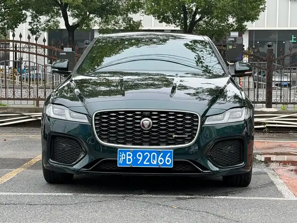 Jaguar XFL — фото 8