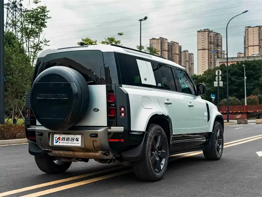 Land Rover Defender — фото 5