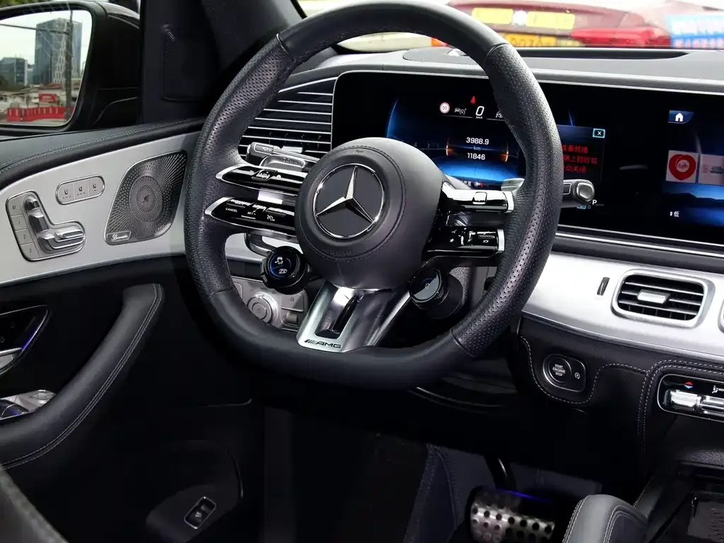 Mercedes-Benz GLE AMG — фото 6