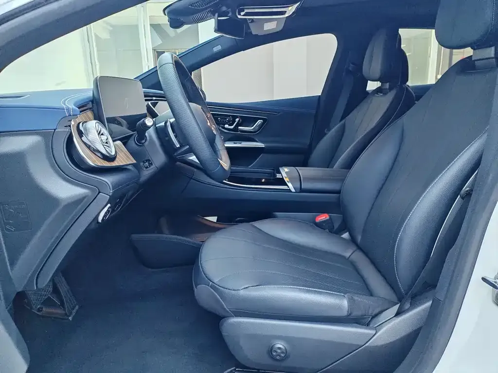 Mercedes-Benz EQE 2023 из CN, фото 8