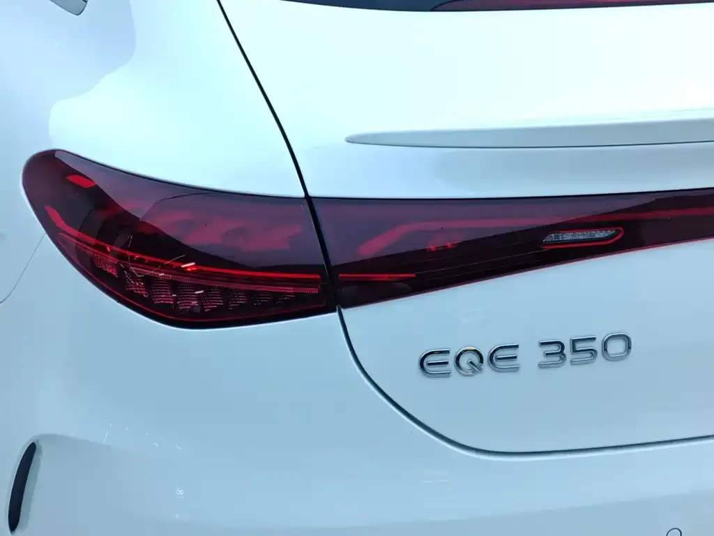 Mercedes-Benz EQE 2023 из CN, фото 5