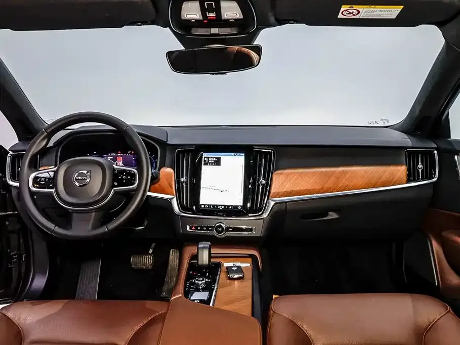 Volvo S90 — фото 4