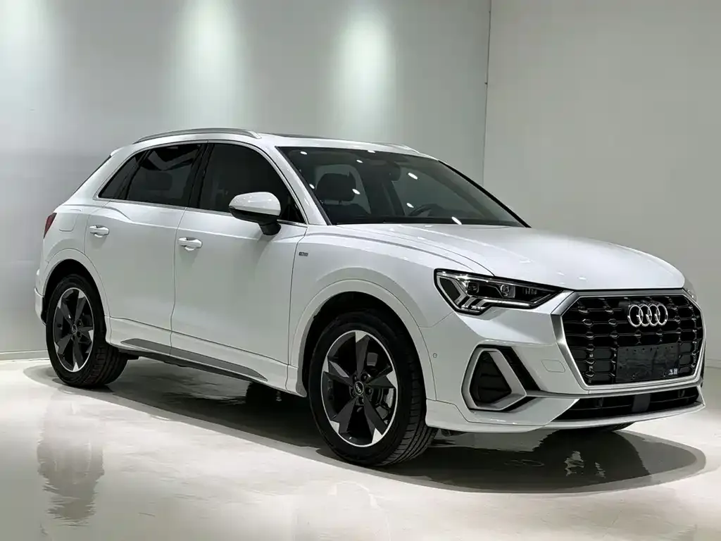 Audi Q3 — фото 5