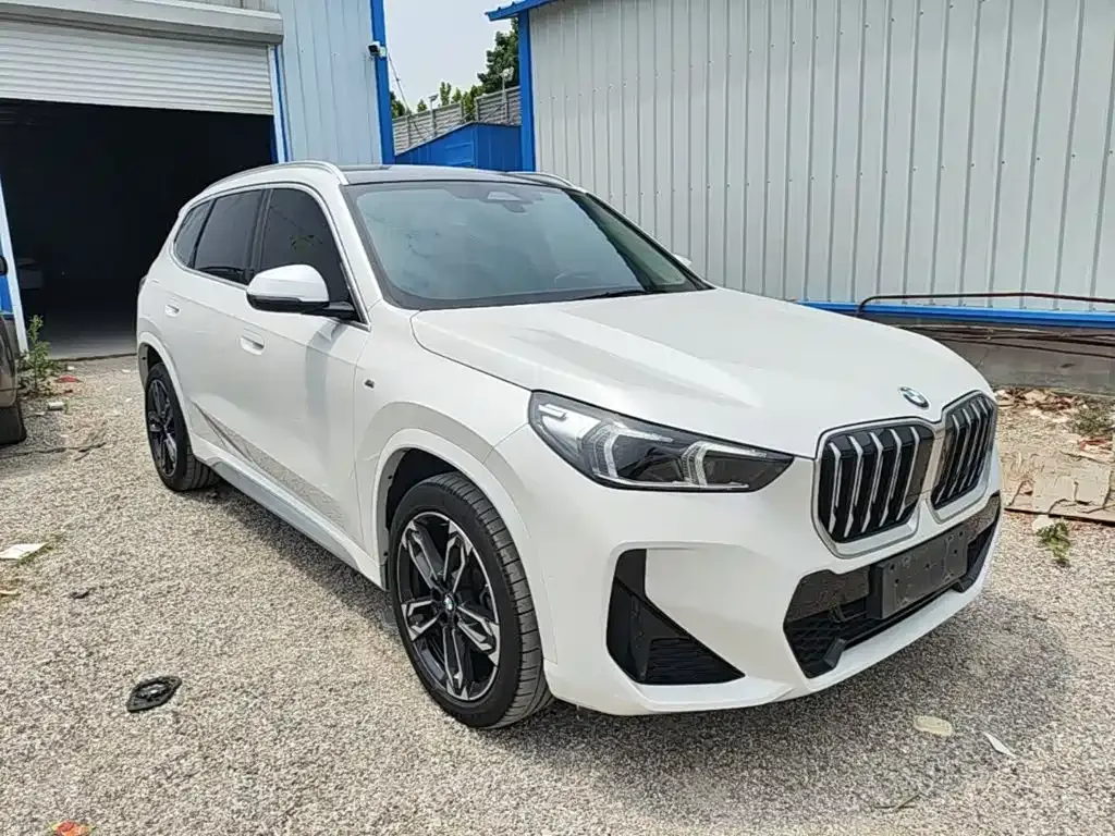 BMW X1 — фото 6