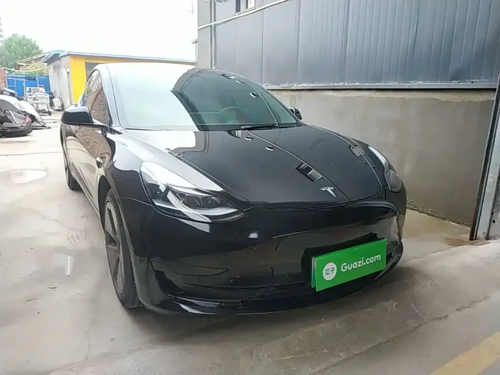 Tesla Model 3 — фото 6