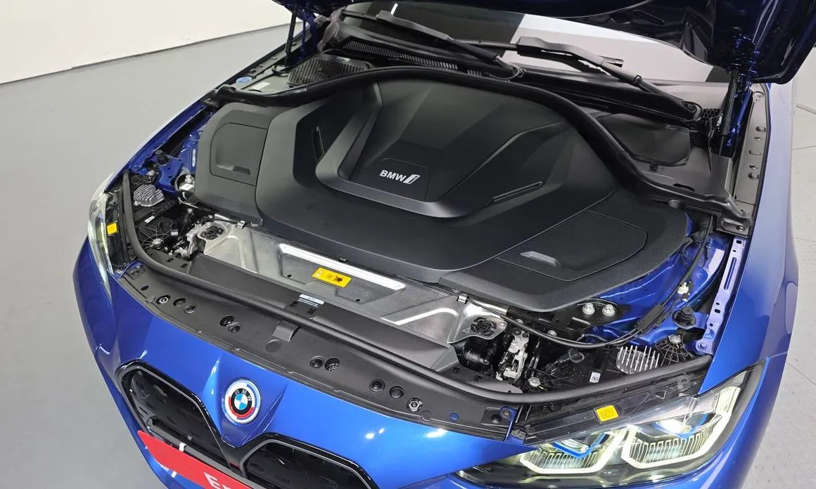 BMW i4 2024 из KR, фото 7