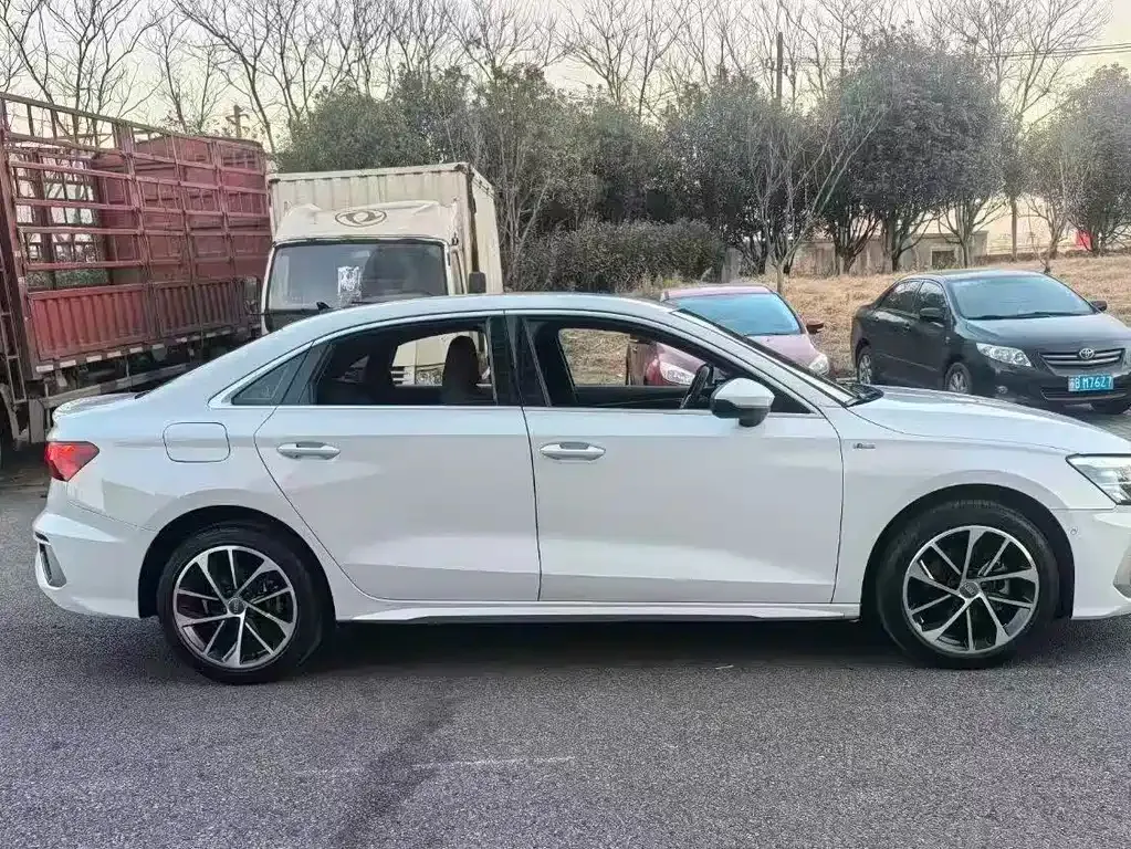 Audi A3 2021 из CN, фото 7