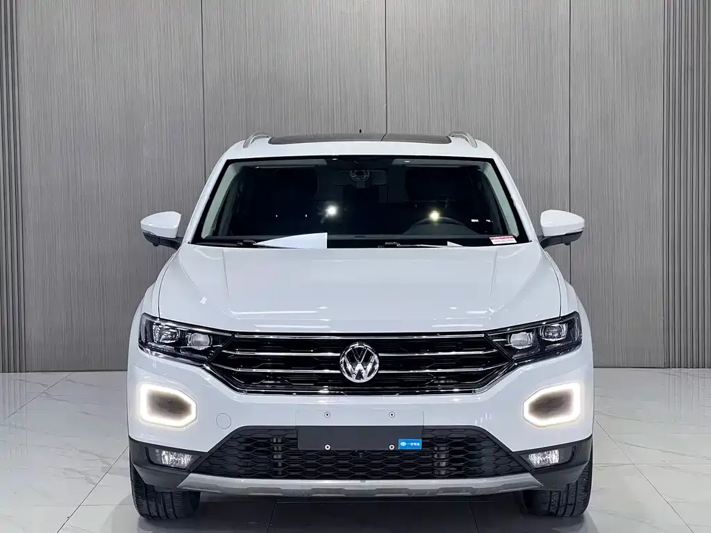Volkswagen T-Roc — фото 5