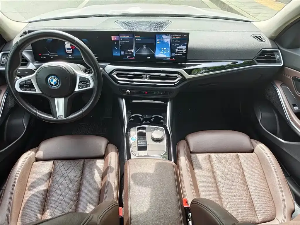 BMW i3 — фото 9