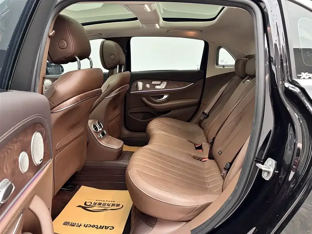 Mercedes-Benz E-Class 2021 из CN, фото 3