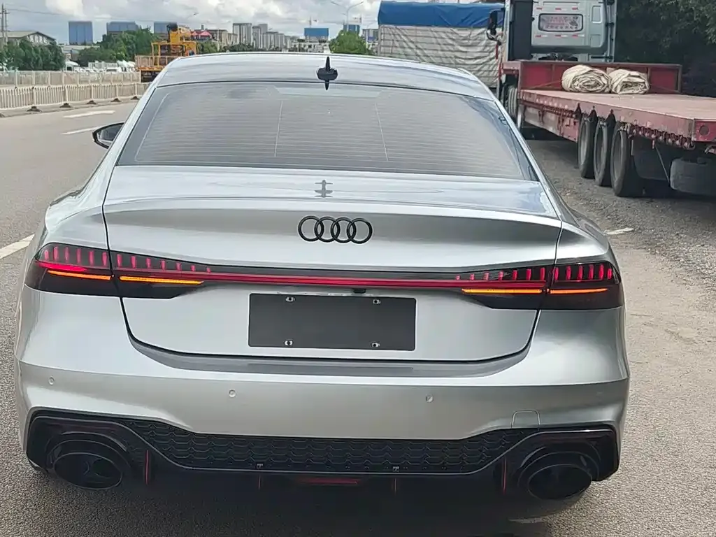 Audi A7L — фото 4
