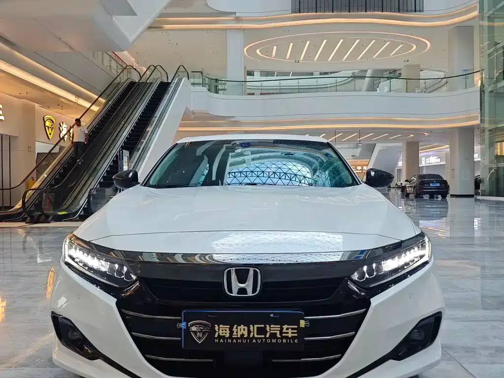 Honda Accord — фото 2