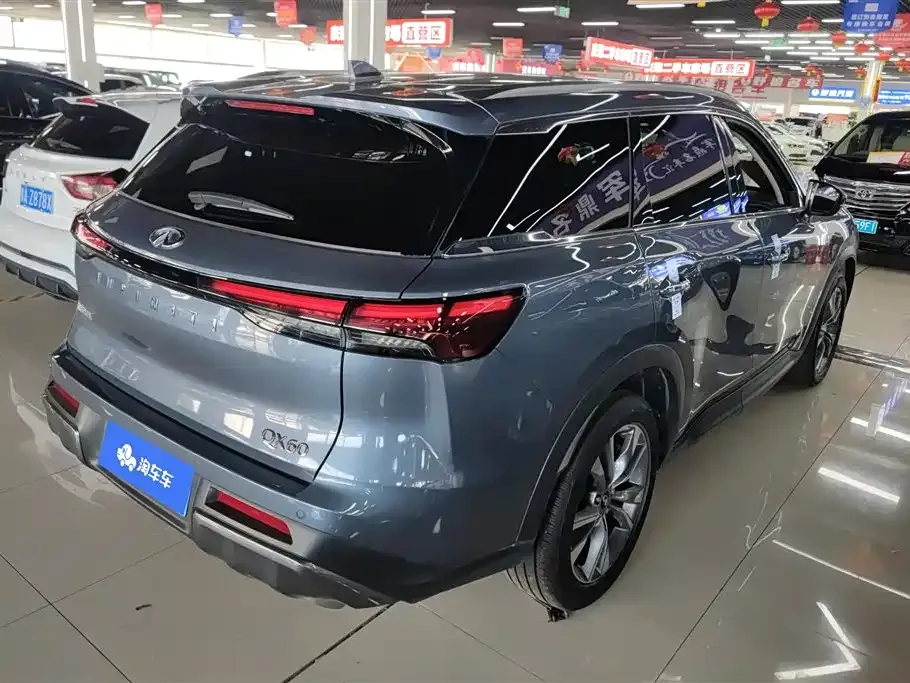 Infiniti QX60 2024 из CN, фото 4