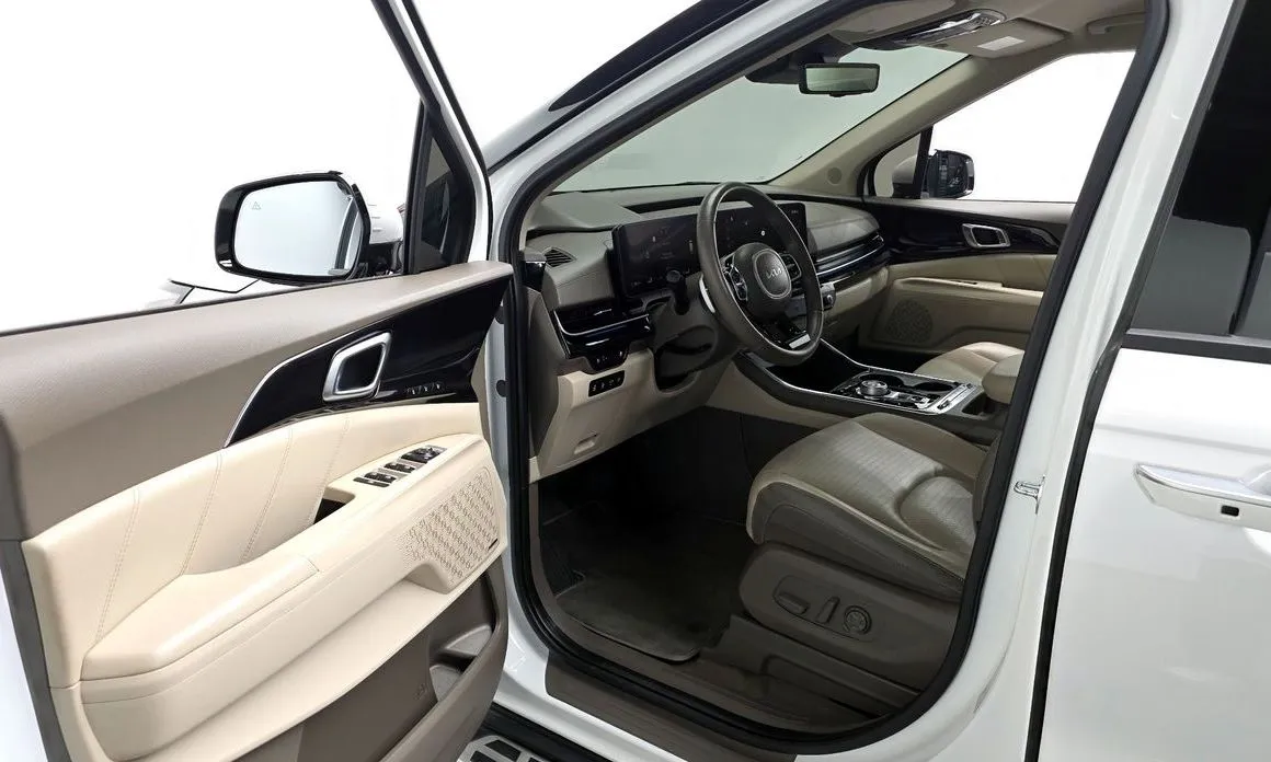 Kia Carnival — фото 3