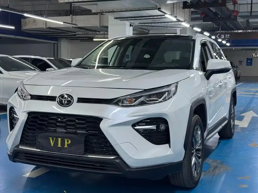 Toyota Wildlander — фото 1