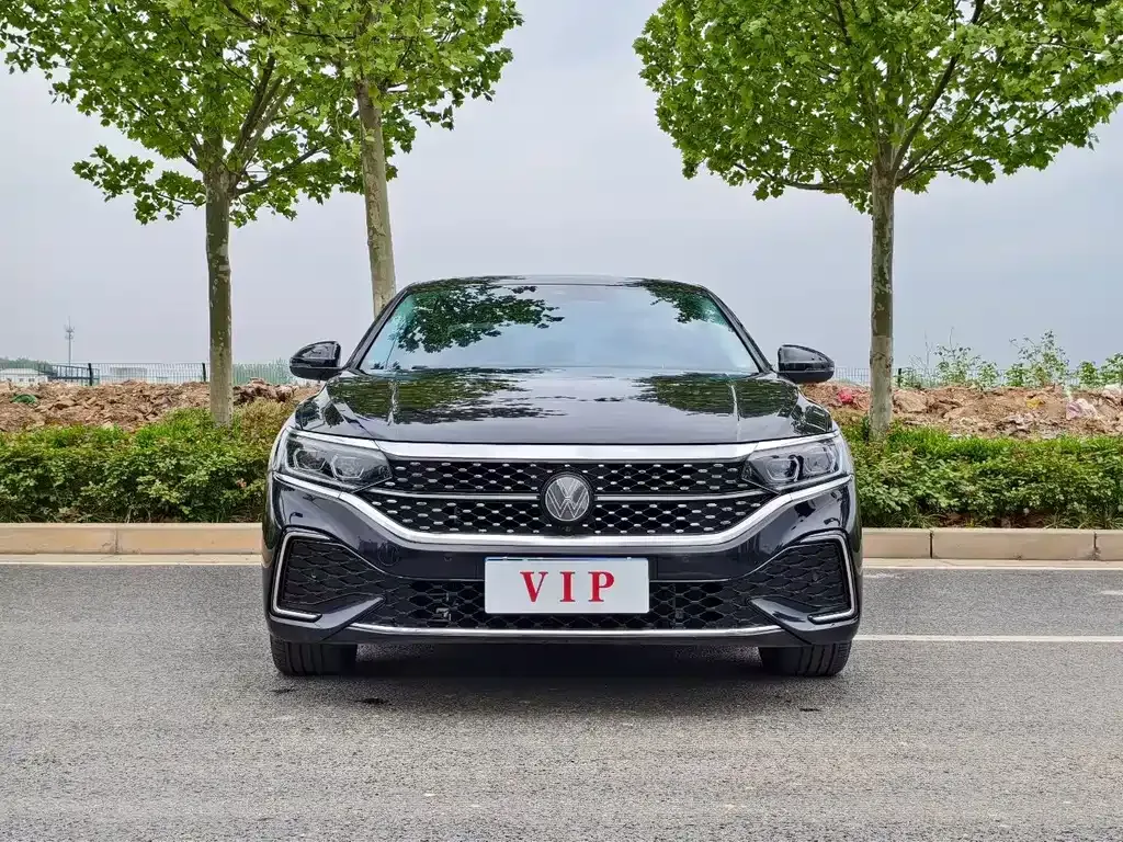 Volkswagen Passat — фото 5