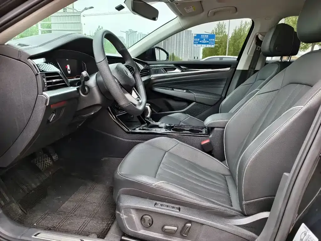 Volkswagen Passat — фото 8