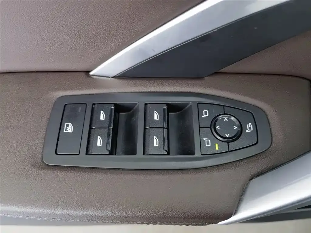 BMW X1 2024 из CN, фото 2