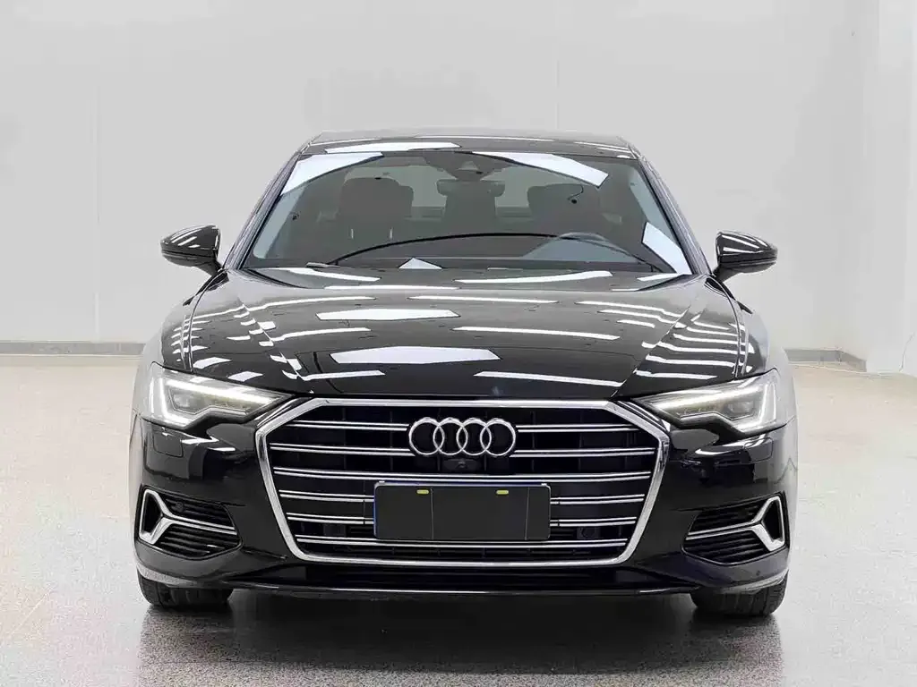 Audi A6L — фото 9