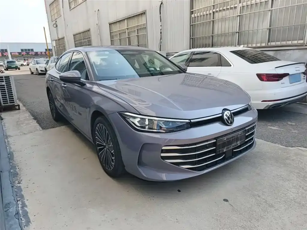 Volkswagen Passat — фото 8