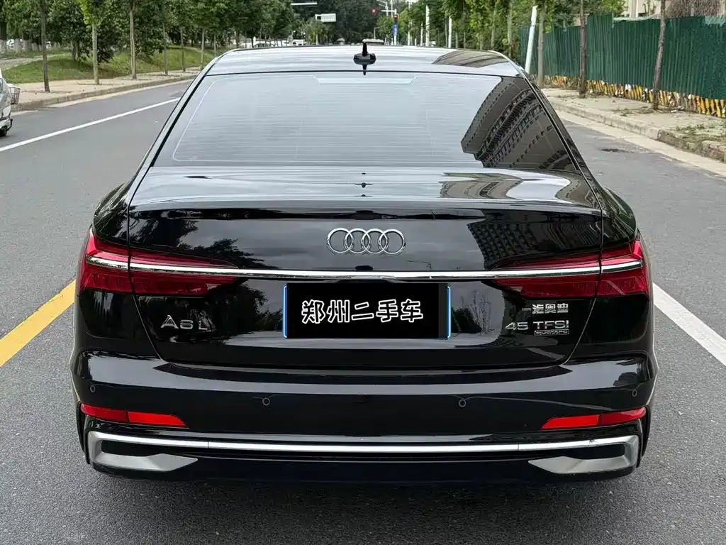Audi A6L 2023 из CN, фото 6