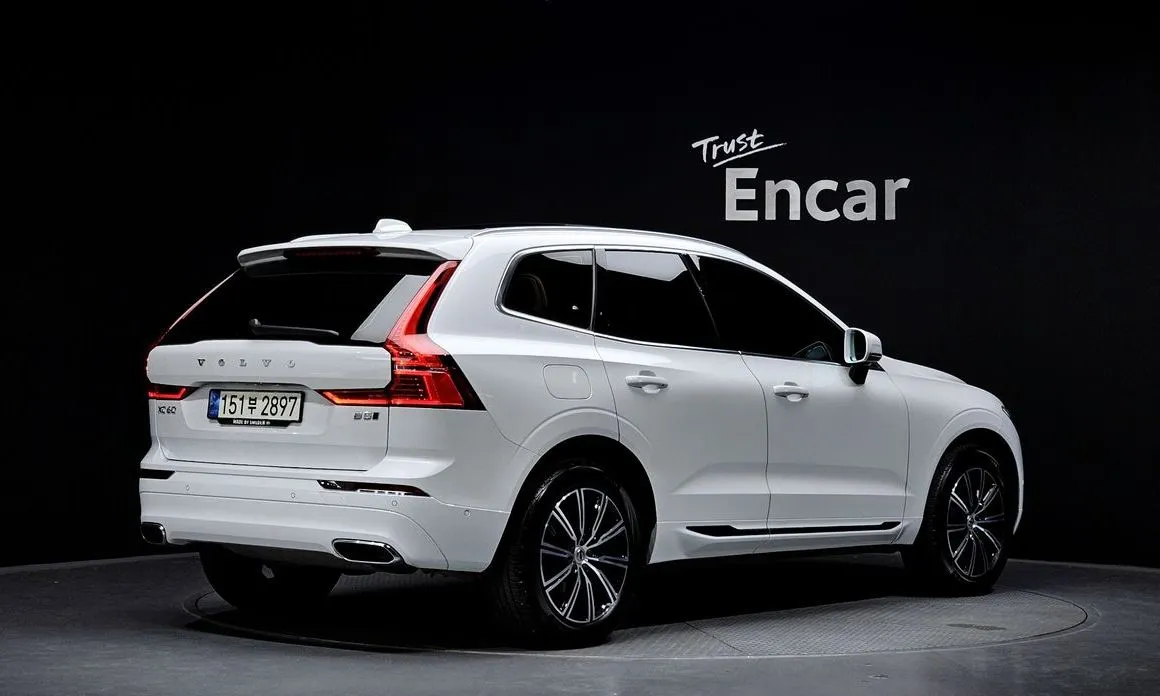 Volvo XC60 2021 из KR, фото 7