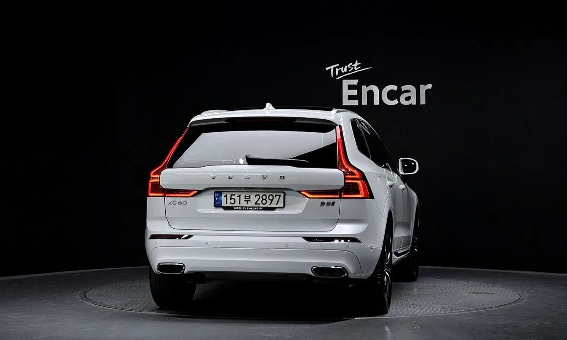 Volvo XC60 2021 из KR, фото 8