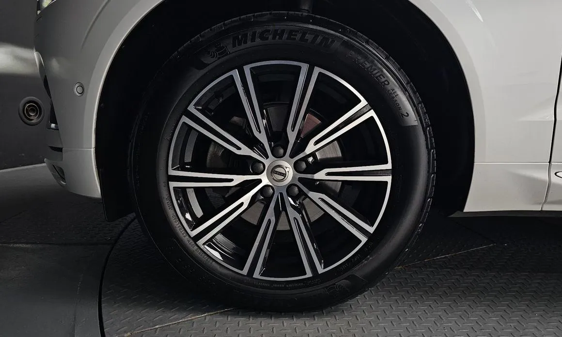 Volvo XC60 2021 из KR, фото 4