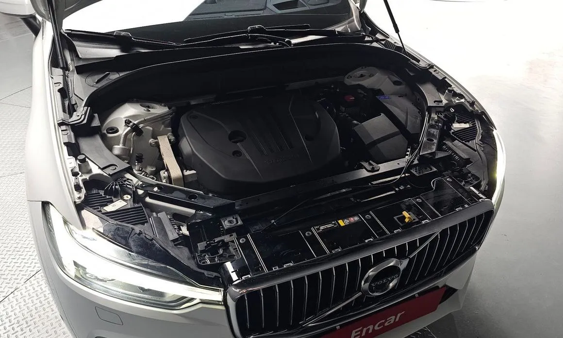 Volvo XC60 2021 из KR, фото 3