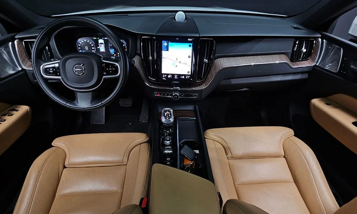 Volvo XC60 2021 из KR, фото 5
