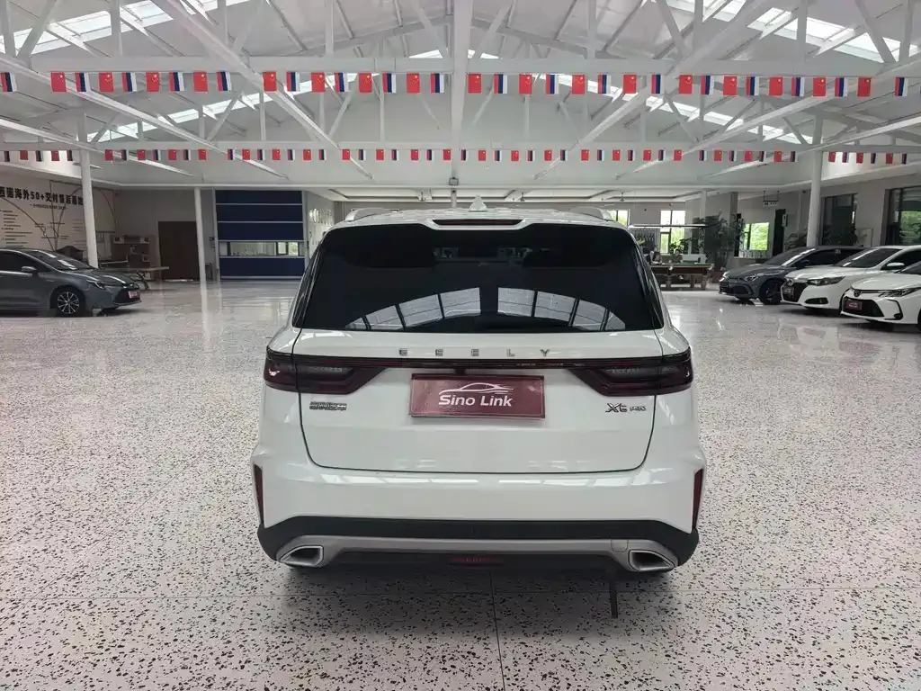 Geely Vision X6 — фото 7
