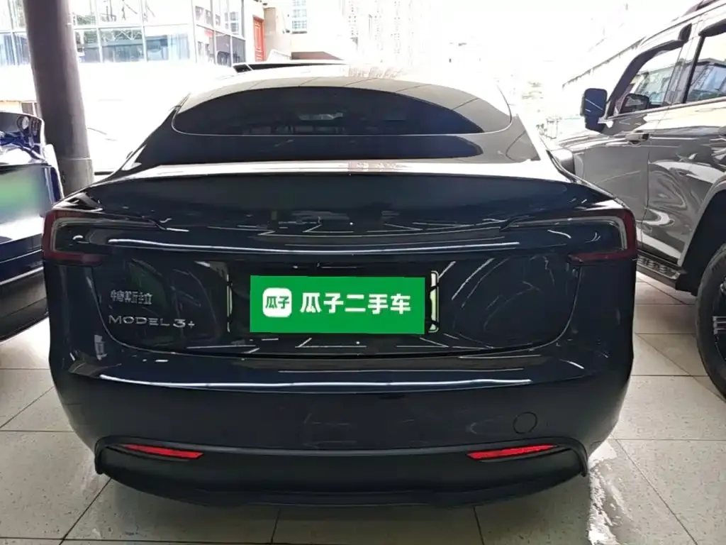 Tesla Model 3 — фото 3