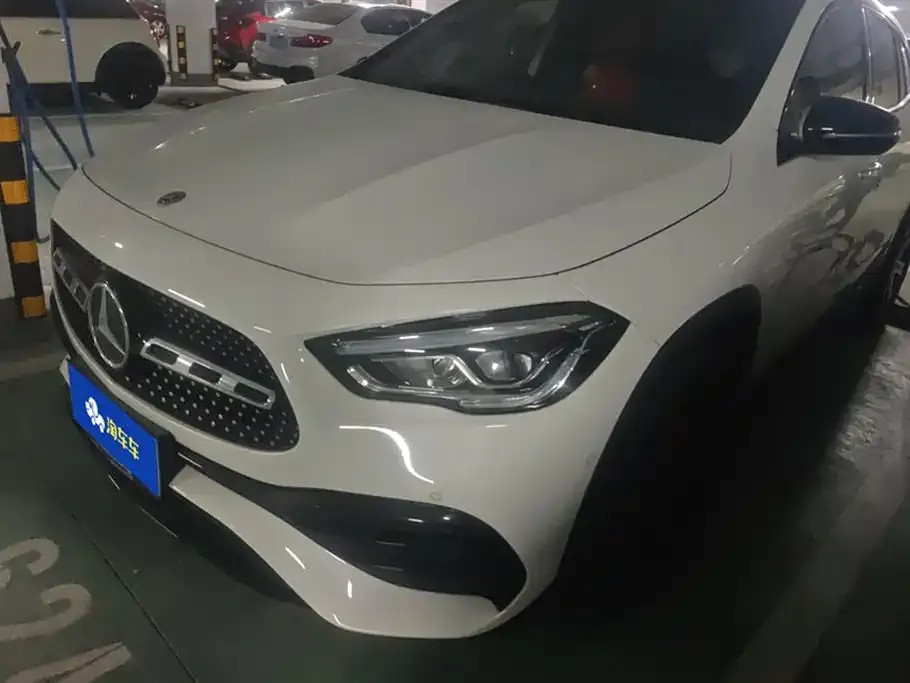 Mercedes-Benz GLA — фото 1