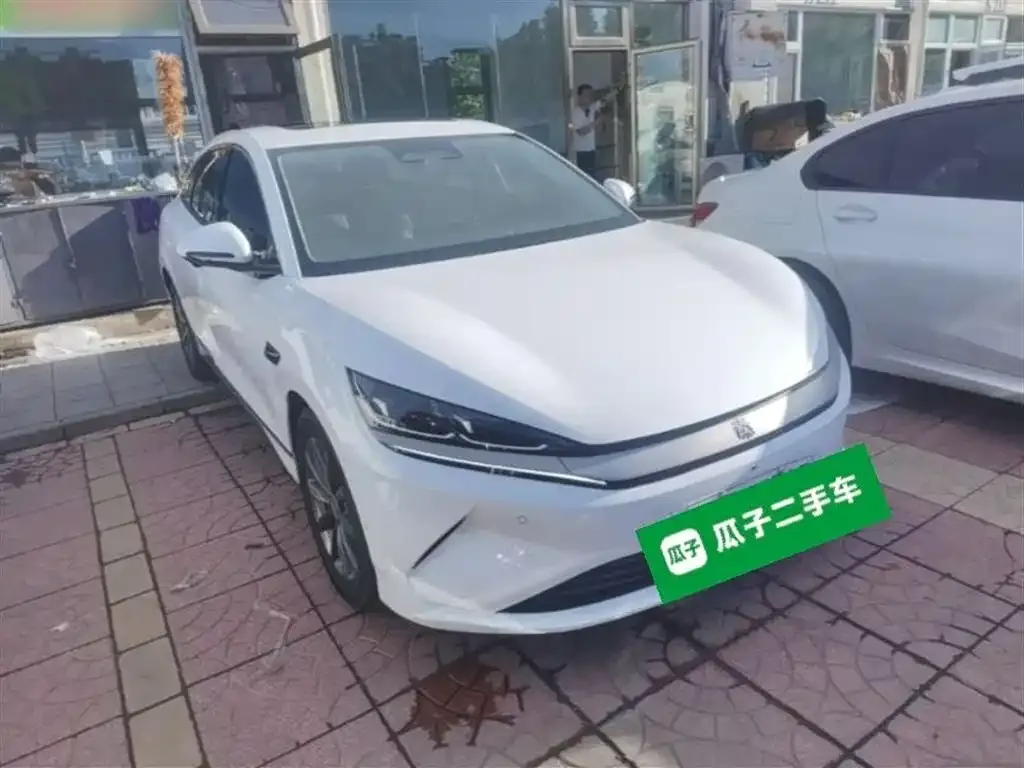 BYD Qin L — фото 10