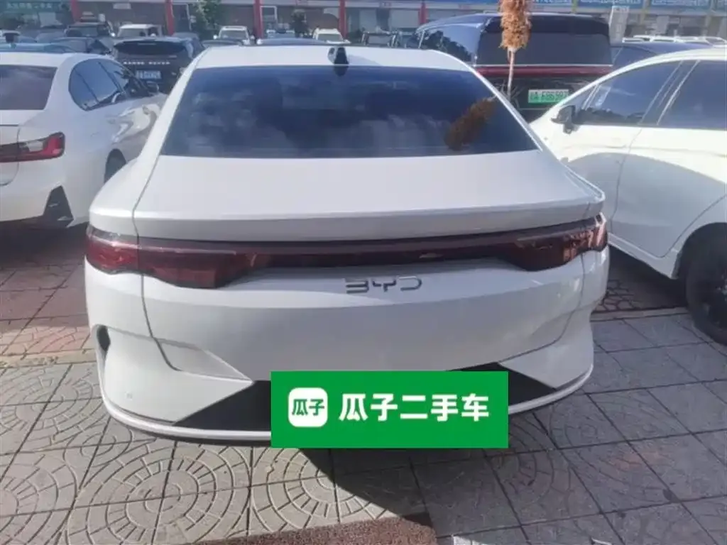 BYD Qin L — фото 6