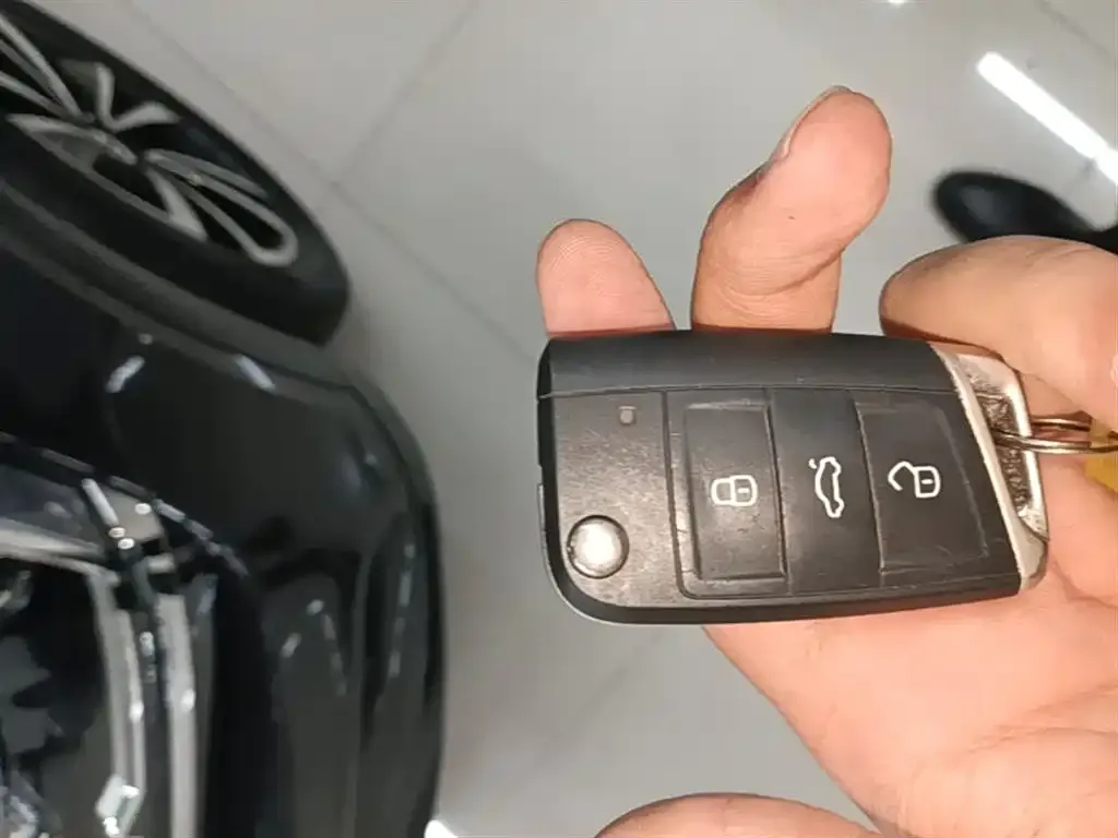 Volkswagen Tharu — фото 8