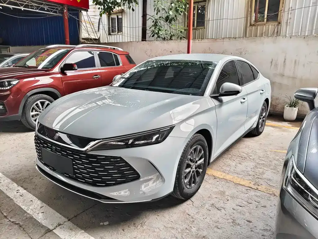 BYD Qin L — фото 1