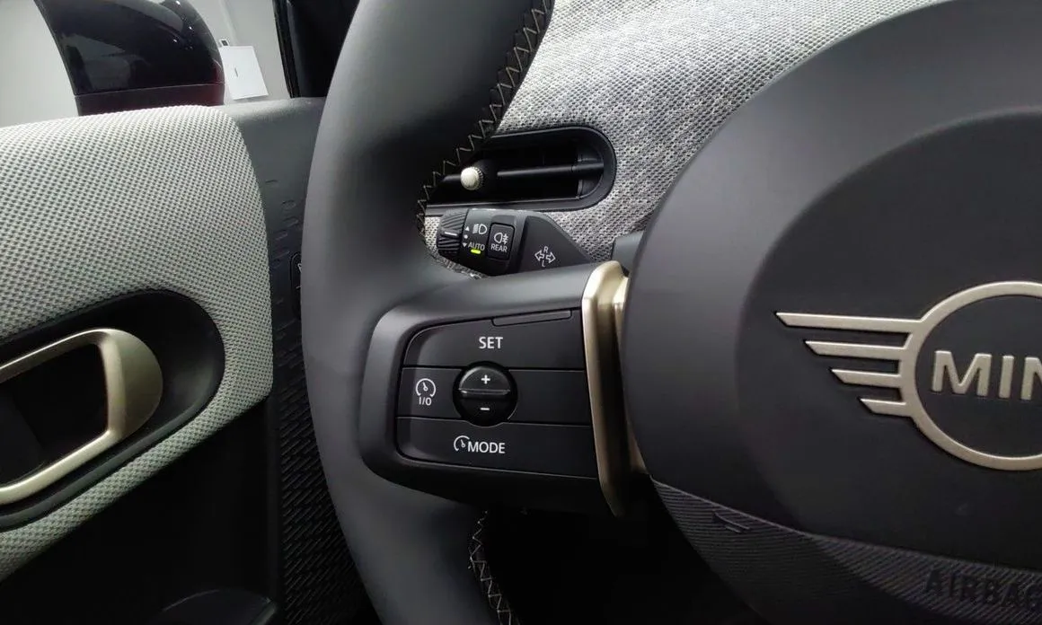Mini Cooper 2025 из KR, фото 10