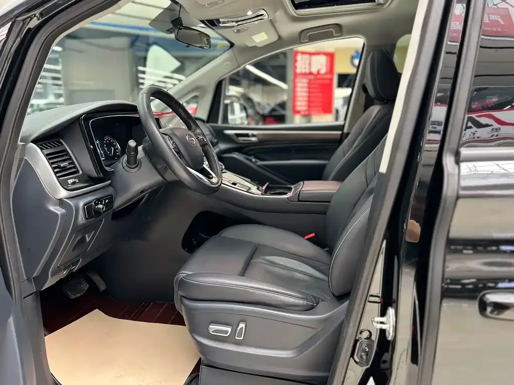GAC Motor Trumpchi M8 — фото 3