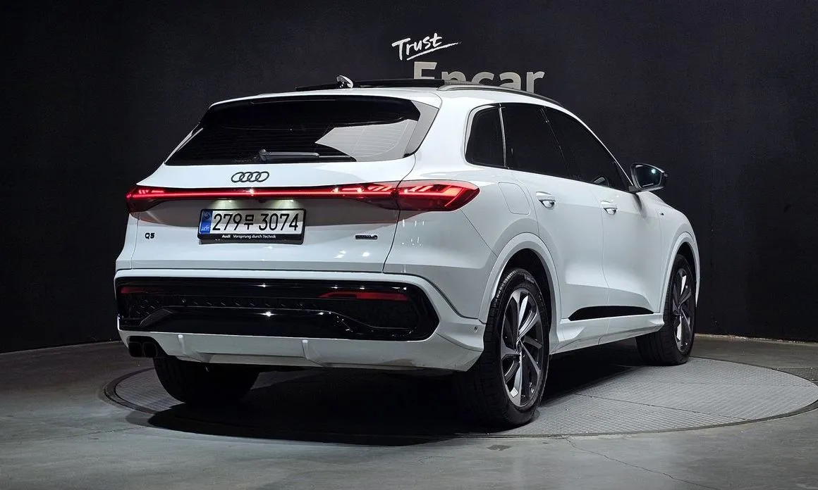 Audi Q5 — фото 7