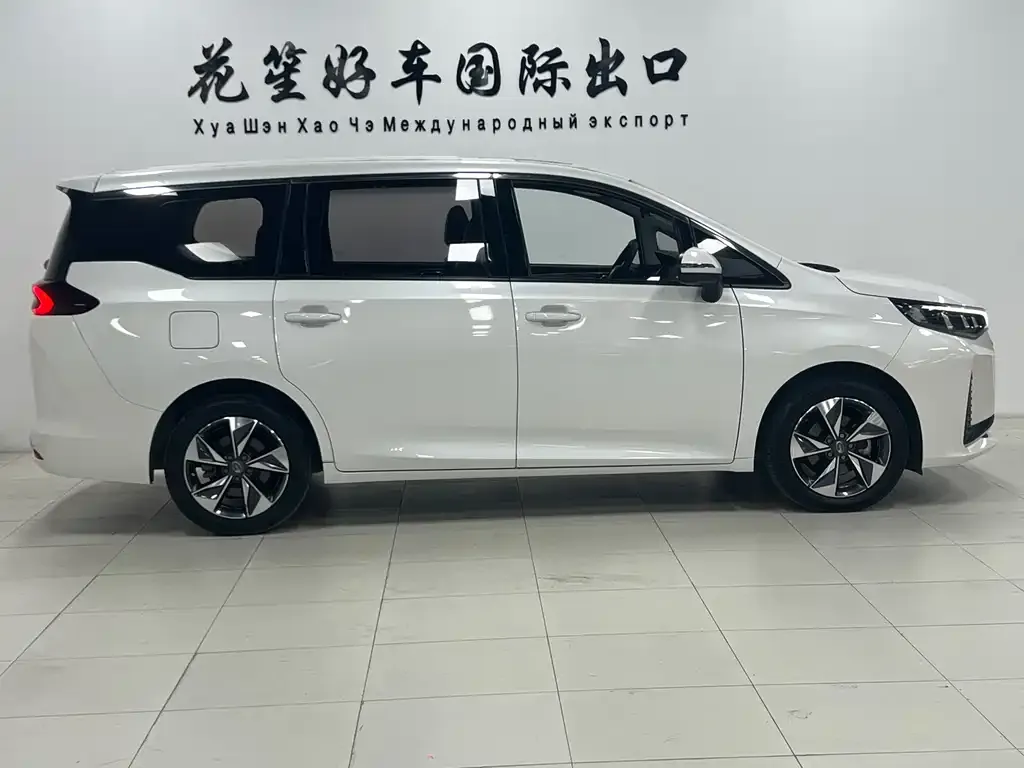 GAC Motor Trumpchi M6 — фото 9