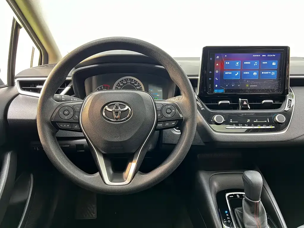 Toyota Corolla — фото 10