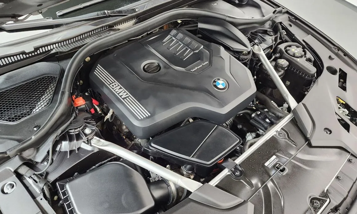 BMW 5-Series 2023 из KR, фото 7