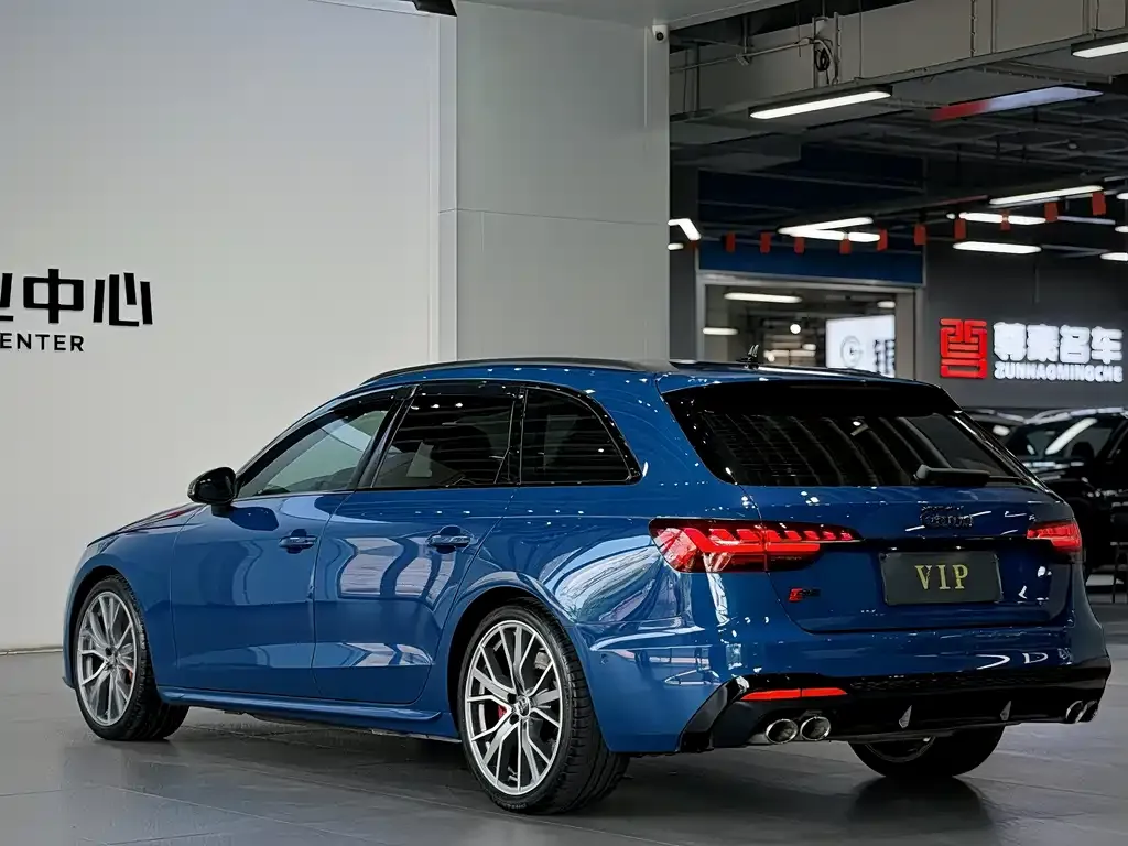 Audi S4 — фото 3