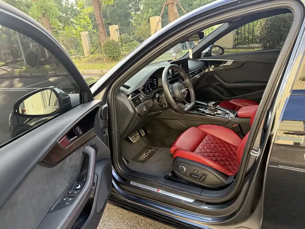 Audi S4 2023 из CN, фото 9