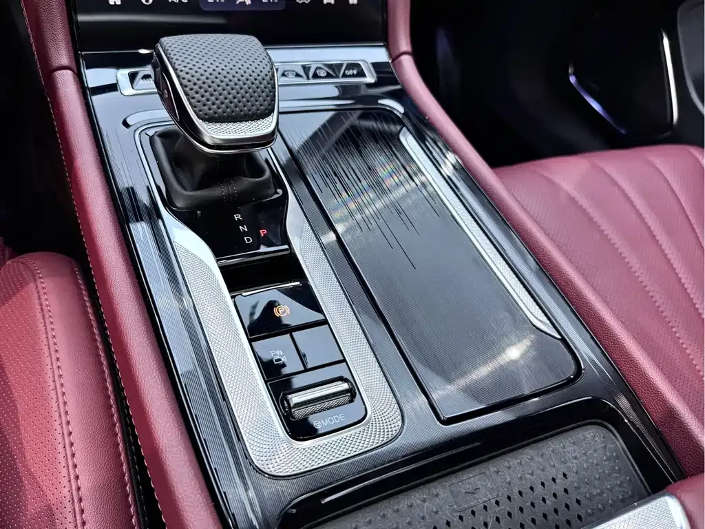 Hongqi H5 PHEV 2025 из CN, фото 9