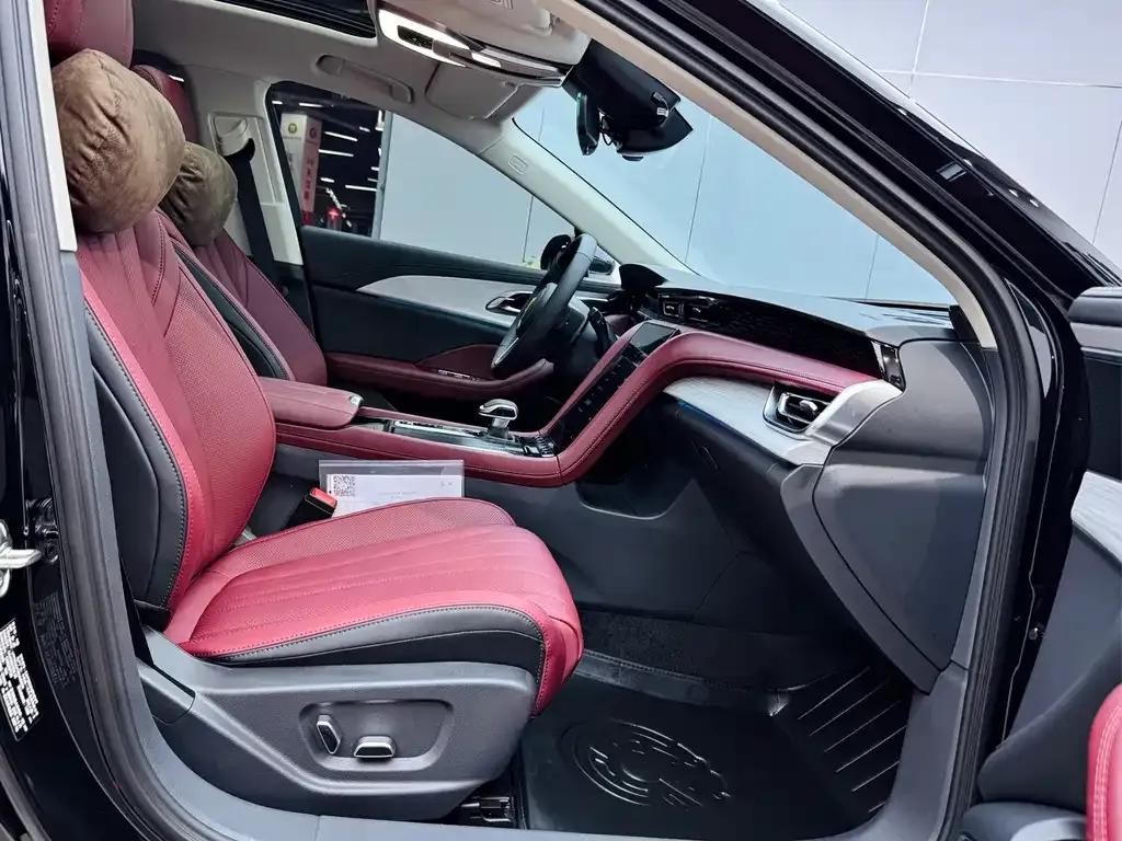 Hongqi H5 PHEV 2025 из CN, фото 6