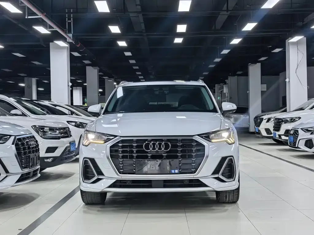 Audi Q3 — фото 4